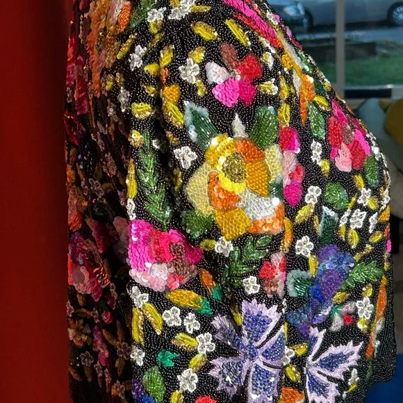 VINTAGE LAURENCE KAZAR Silk multi-colored beaded short jacket - Picture 5 of 16